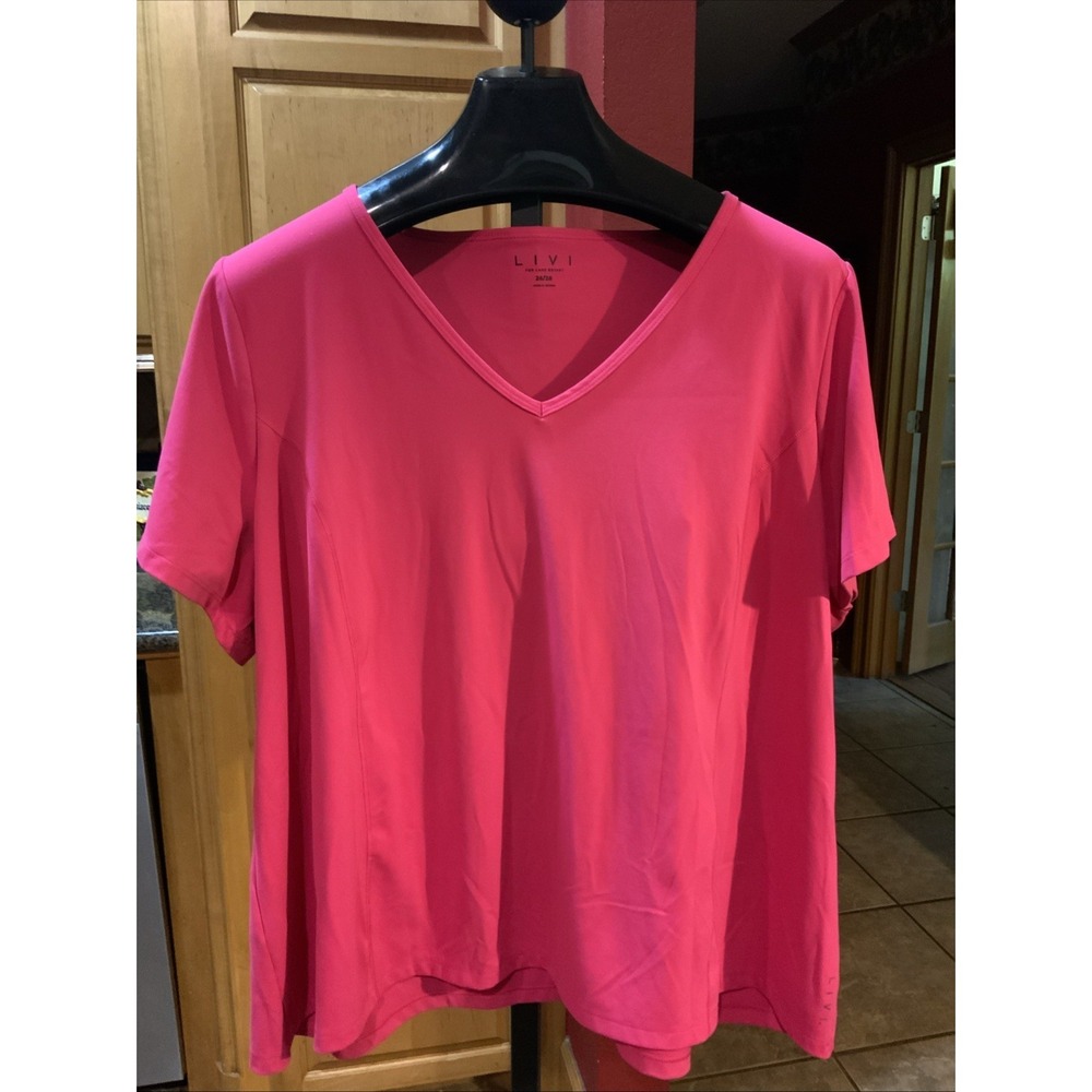 Livi Active Lane Bryant Women's Pink Short Sleeve V Neck Shirt 26/28 2238